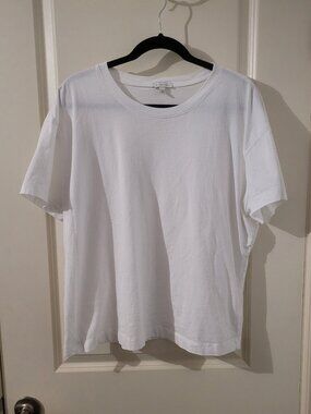 Dynamite XXL White Crewneck T-Shirt